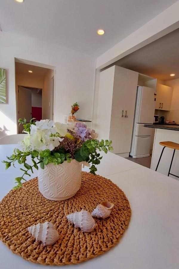 Family Friendly 3Br Flat - 3Min Walk To The Beach - Self Contained Оукланд Екстериор снимка