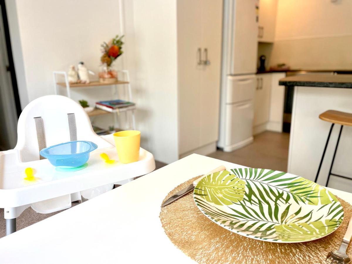 Family Friendly 3Br Flat - 3Min Walk To The Beach - Self Contained Оукланд Екстериор снимка